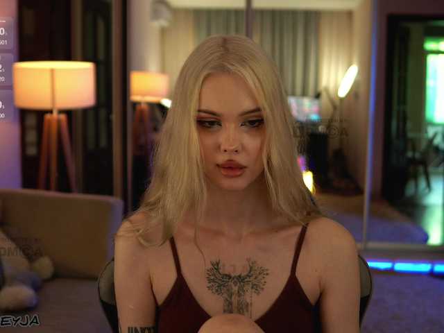 ManiFreyja live cam on BongaCams
