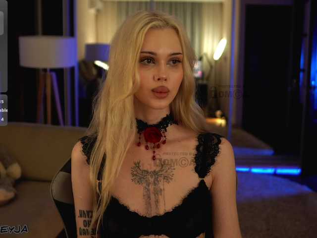 ManiFreyja live cam on BongaCams