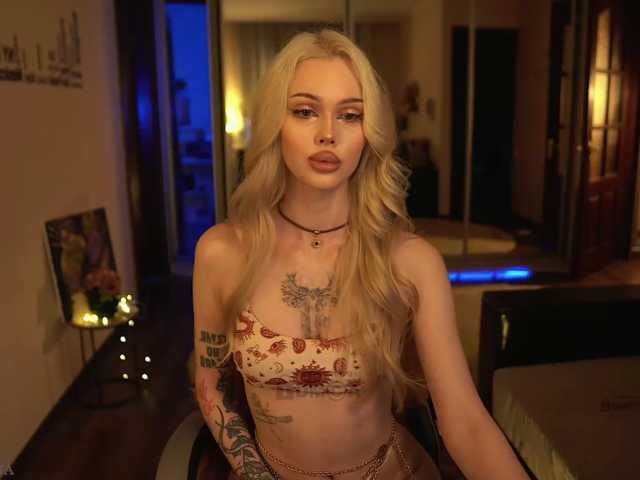 ManiFreyja live cam on BongaCams