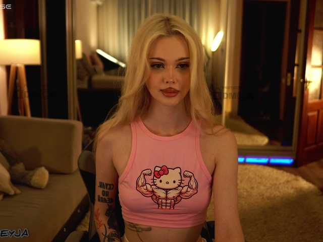 ManiFreyja live cam on BongaCams