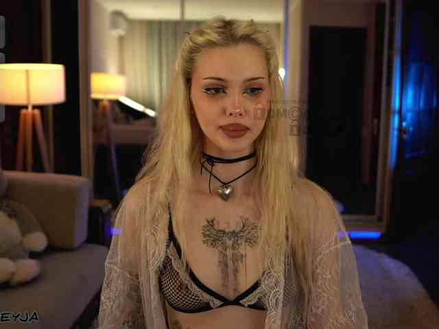Model: ManiFreyja