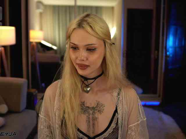 ManiFreyja Sex Cam Show