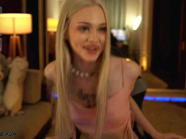 ManiFreyja webcam