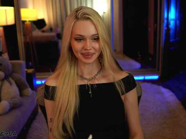 ManiFreyja Sex Cam Show