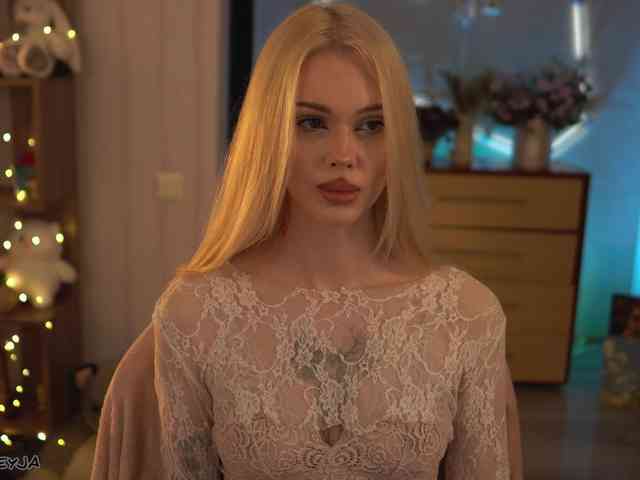 ManiFreyja Live Webcam on BongaCams