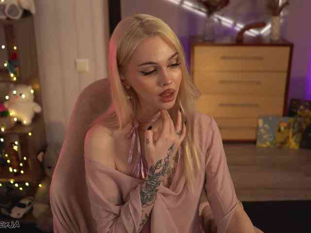 ManiFreyja Live Webcam on BongaCams