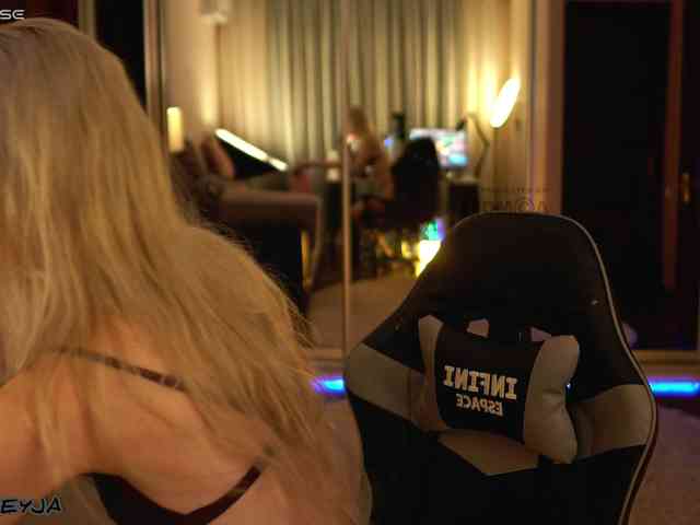 ManiFreyja webcam