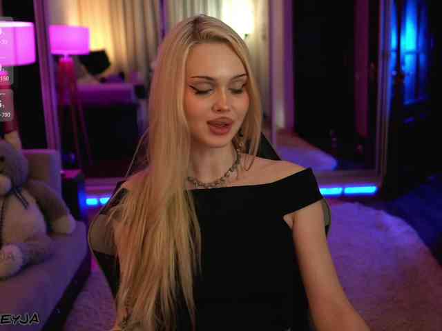 ManiFreyja Sex Cam Show