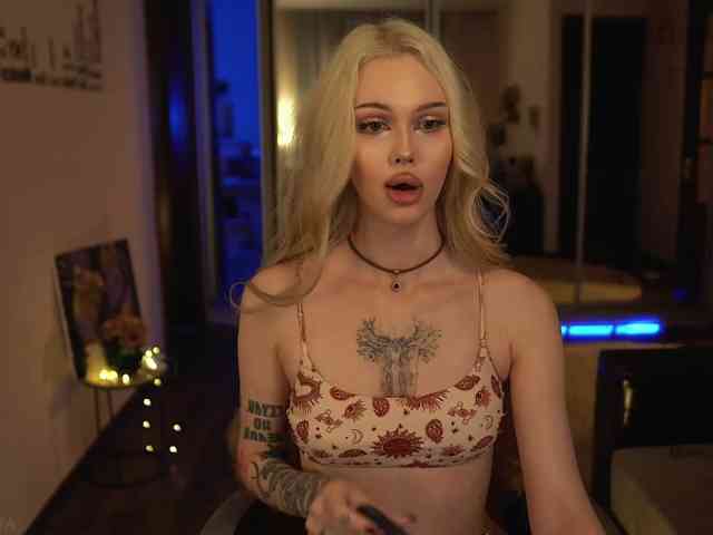Model: ManiFreyja