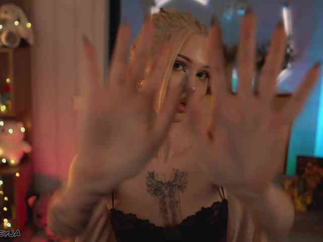 Модель: ManiFreyja