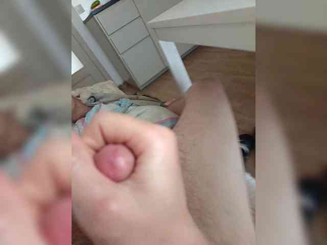 Le0pant12 Sex Cam Show