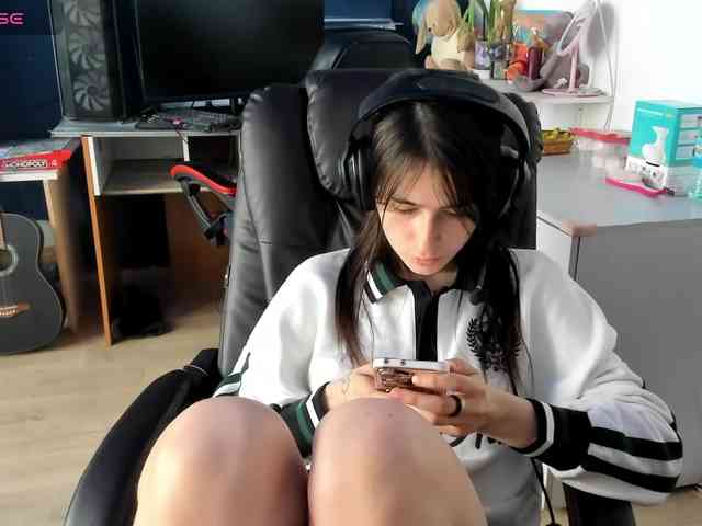 Bonnie_Woods webcam