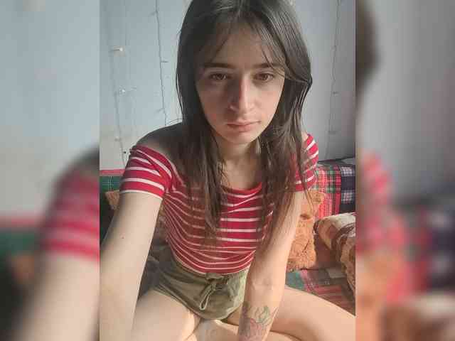 Bonnie_Woods webcam