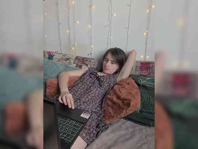Bonnie_Woods webcam