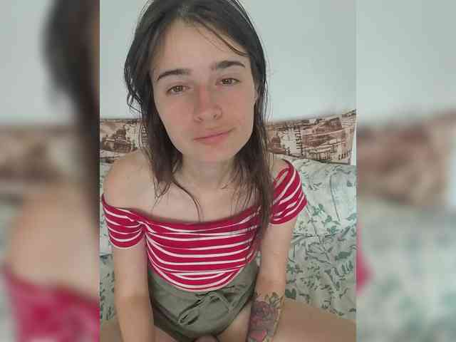 Bonnie_Woods webcam