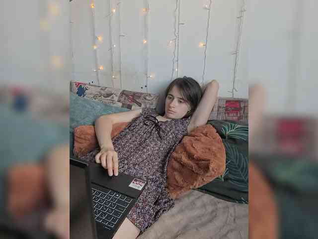 Bonnie_Woods webcam