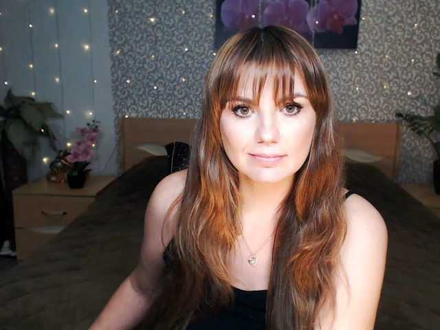 AwesomeValen live cam on BongaCams