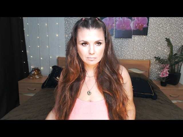 AwesomeValen live cam on BongaCams