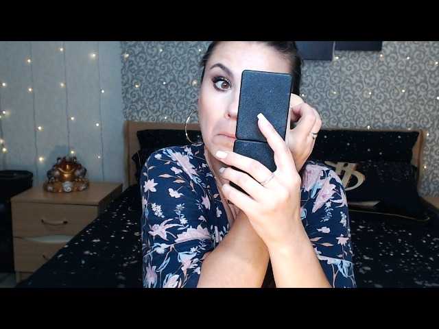 AwesomeValen live cam on BongaCams