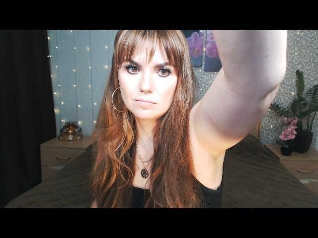 AwesomeValen live cam on BongaCams