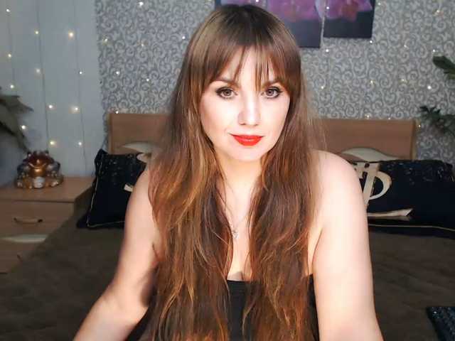 AwesomeValen live cam on BongaCams