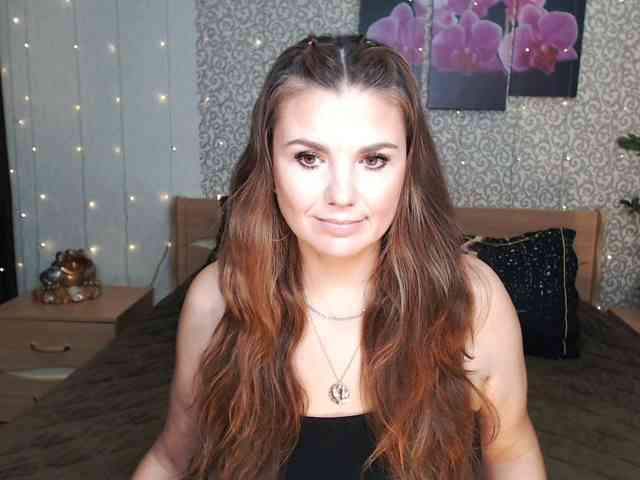 AwesomeValen webcam