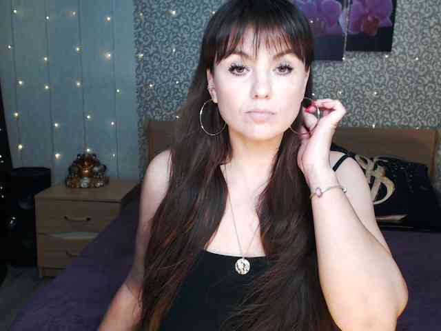 AwesomeValen webcam