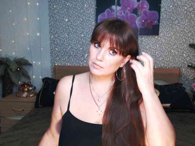 AwesomeValen webcam