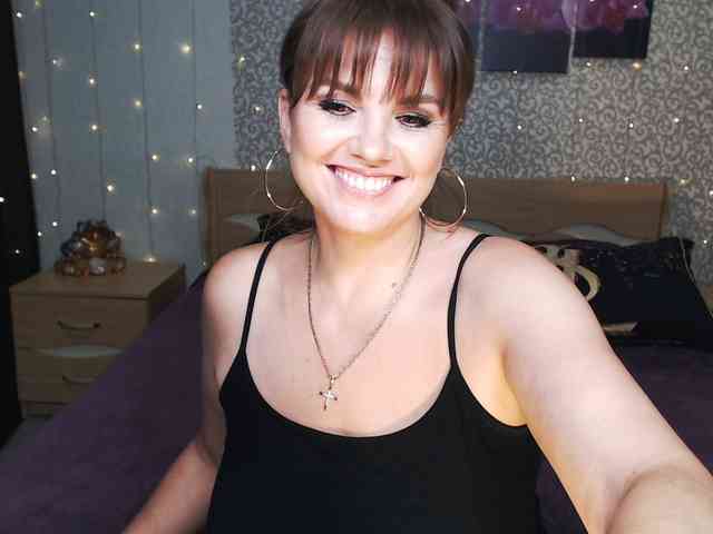 AwesomeValen webcam