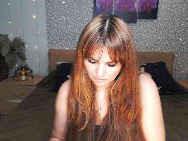 AwesomeValen webcam