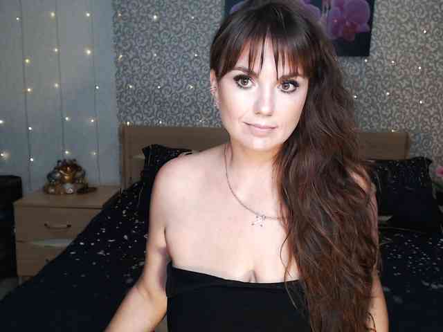 AwesomeValen webcam