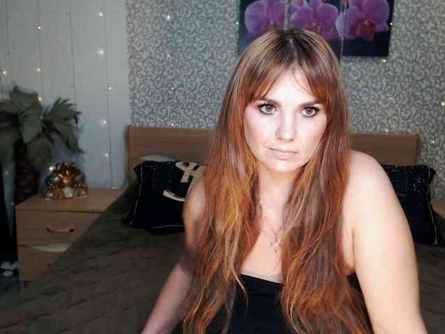 AwesomeValen webcam