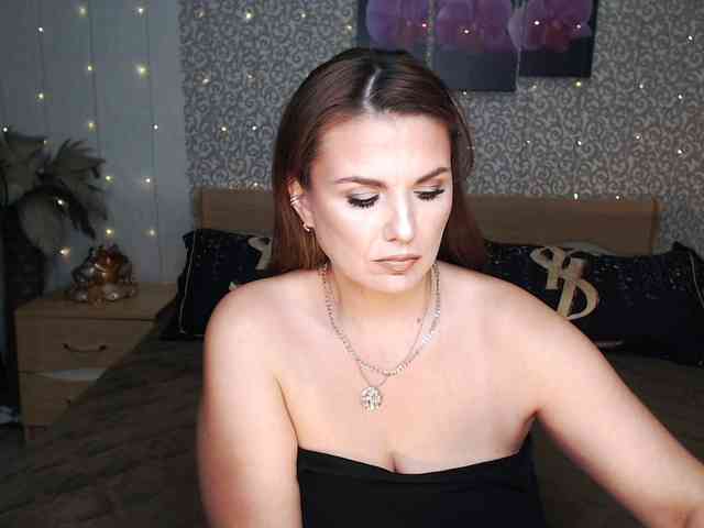 AwesomeValen webcam