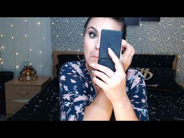 AwesomeValen webcam