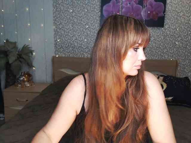 AwesomeValen webcam