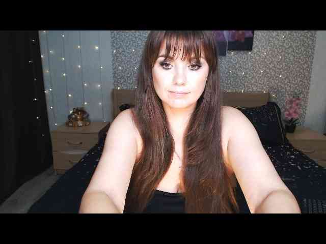 AwesomeValen webcam