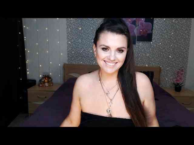 AwesomeValen webcam