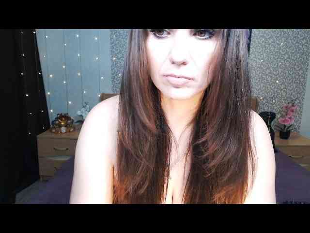 AwesomeValen webcam