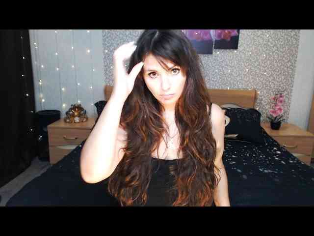 AwesomeValen webcam