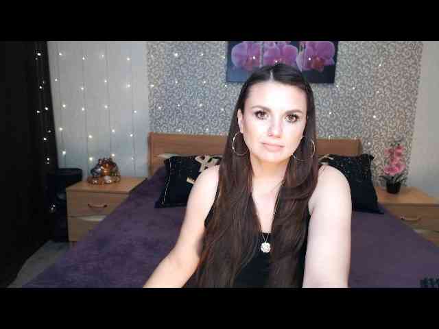 AwesomeValen webcam