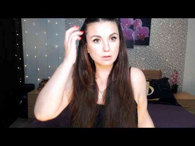 AwesomeValen webcam
