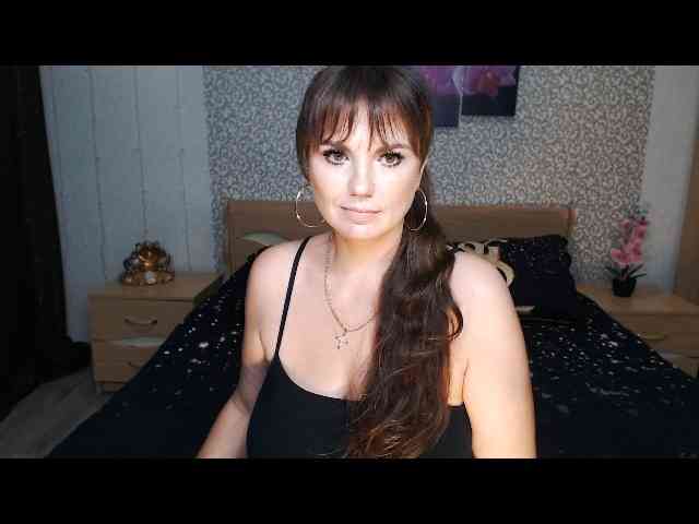 AwesomeValen webcam