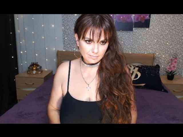 AwesomeValen webcam