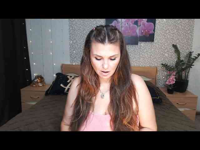 AwesomeValen webcam