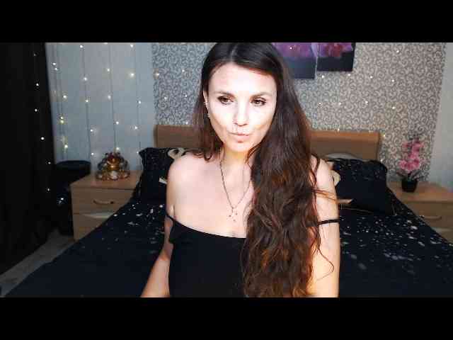 AwesomeValen webcam