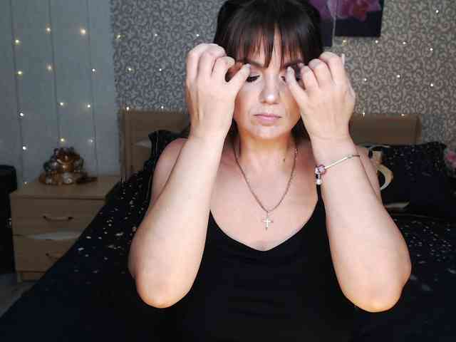 AwesomeValen webcam