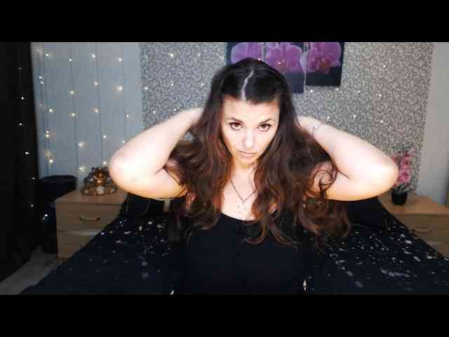 AwesomeValen webcam