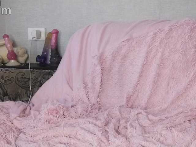 EatFuckLove live cam on BongaCams