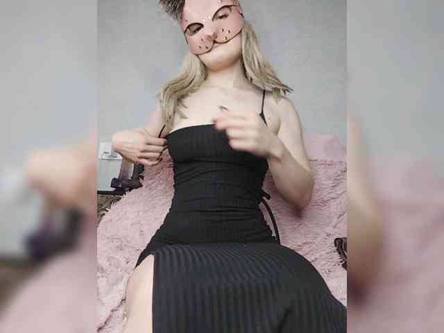EatFuckLove webcam
