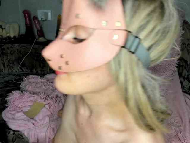 EatFuckLove webcam